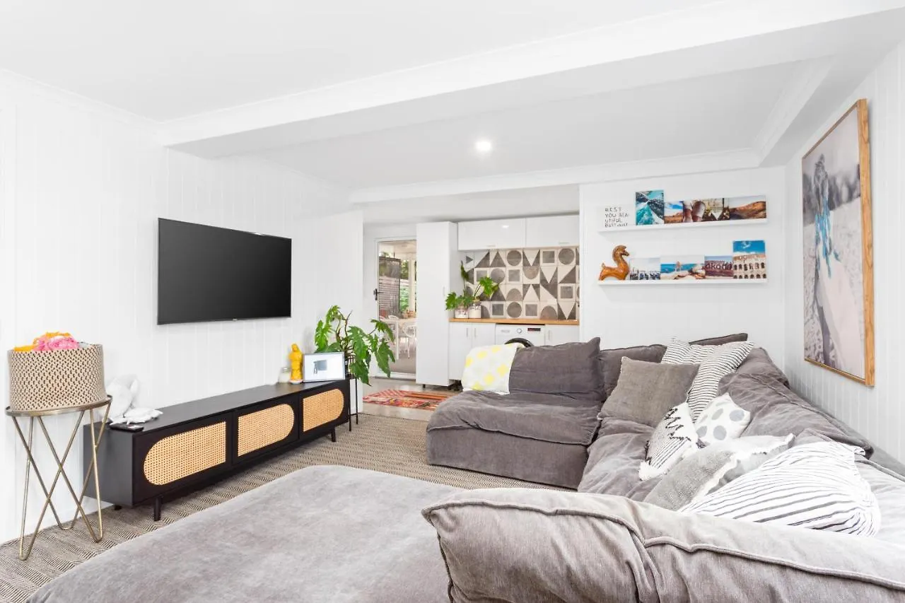 Cooee Bay Beach House Yeppoon